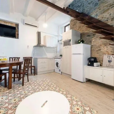 The Yellow House By Myrentalhost Casa de Férias Barcelona