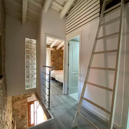 The Yellow House By Myrentalhost Casa de Férias Barcelona